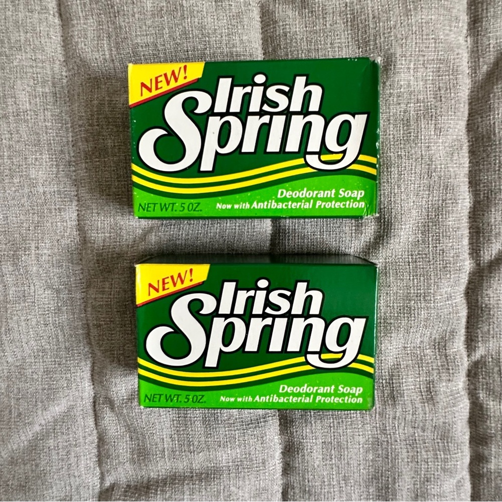 Lot of 2 VINTAGE Irish Spring Deodorant Soap with Antibacterial Protection USA
